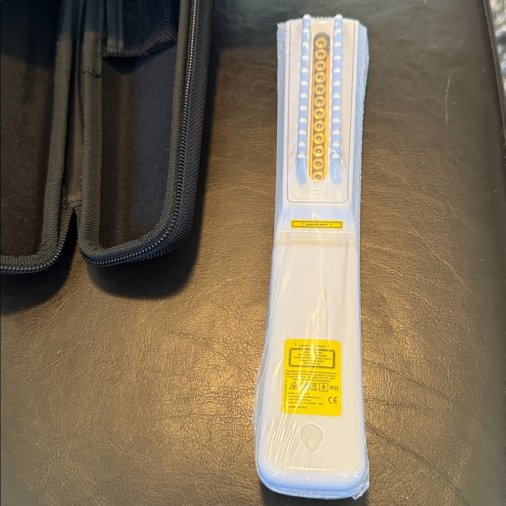 HairMax Pro 12 LaserComb Hair Growth Device - White/Teal NWT - Picture 7 of 7